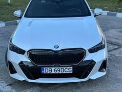 Culoarealb Utilizat 2024 BMW 520 Berlinǎ | 49.999 EUR