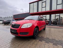 Culoarerosu Utilizat 2009 Skoda Fabia Ambiente Hatchback | 2.250 EUR (Puțin scump)
