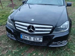 Utilizat 2011 Mercedes C200 Berlinǎ | 7.250 EUR (Preț OK)