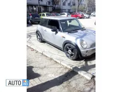 Argintiu Utilizat 2004 Mini Cooper Hatchback | 1.250 EUR (Super Preț)