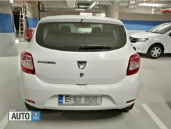 Alb Utilizat 2013 Dacia Sandero Hatchback | 3.300 EUR (Preț bun)