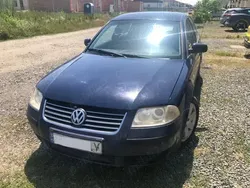 Utilizat 2002 VW Passat Berlinǎ | 1.400 EUR (Preț OK)
