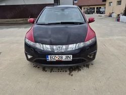 Rosu Utilizat 2006 Honda Civic Hatchback | 2.000 EUR (Preț OK)