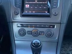 Culoarenegru Utilizat 2014 VW Golf VII Comfortline Break | 6.999 EUR (Preț OK)