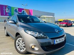 Gri Utilizat 2010 Renault Mégane III Authentique Hatchback | 3.990 EUR