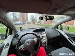 Albastru Utilizat 2005 Toyota Yaris Hatchback | 2.000 EUR
