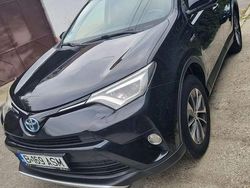 Culoarenegru Utilizat 2016 Toyota RAV4 Hybrid Executive SUV | 14.999 EUR
