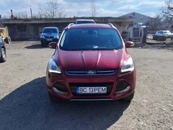 Rosu Utilizat 2015 Ford Kuga SUV | 9.500 EUR (Preț OK)