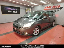 Gri Utilizat 2011 Peugeot 5008 Monovolum | 4.499 EUR