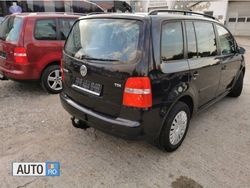 Negru Utilizat 2005 VW Touran Monovolum | 3.199 EUR (Puțin scump)