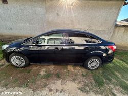 Culoarenegru Utilizat 2012 Ford Focus Titanium Berlinǎ | 4.900 EUR (Preț OK)
