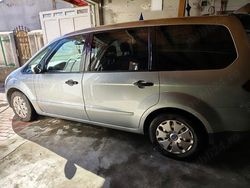 Argintiu Utilizat 2007 Ford Galaxy Monovolum | 2.950 EUR (Preț OK)