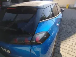 Utilizat 2021 Peugeot 2008 SUV | 20.200 EUR (Scump)