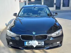 Negru Utilizat 2013 BMW 318 Sport Line Break | 7.600 EUR
