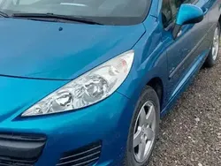 Albastru Utilizat 2009 Peugeot 207 Coupe | 2.700 EUR (Preț OK)