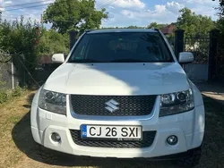Alb Utilizat 2010 Suzuki Grand Vitara SUV | 6.900 EUR