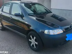 Negru Utilizat 2005 Fiat Albea Berlinǎ | 1.000 EUR