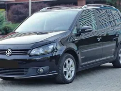 Culoarenegru Utilizat 2014 VW Touran Comfortline Monovolum | 5.300 EUR (Preț OK)