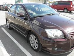 Culoaremaro Utilizat 2007 Toyota Avensis Luna Berlinǎ | 2.300 EUR