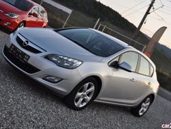 Argintiu Utilizat 2011 Opel Astra Berlinǎ | 4.999 EUR (Puțin scump)