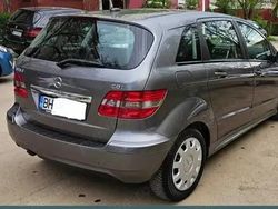 Gri Utilizat 2011 Mercedes B180 Monovolum | 4.650 EUR (Puțin scump)
