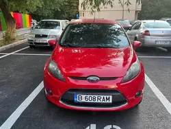Rosu Utilizat 2012 Ford Fiesta Hatchback | 3.700 EUR (Super Preț)