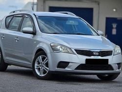 Gri Utilizat 2010 Kia Ceed Break | 3.480 EUR (Preț OK)