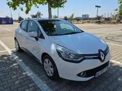 Alb Utilizat 2016 Renault Clio IV Hatchback | 5.499 EUR (Preț OK)