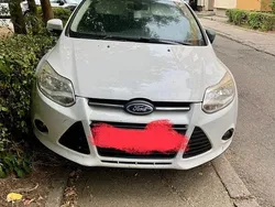 Alb Utilizat 2013 Ford Focus Trend Hatchback | 3.300 EUR (Preț bun)