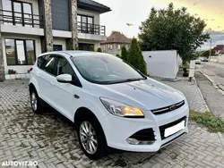 Culoarealb Utilizat 2015 Ford Kuga Titanium SUV | 9.900 EUR (Preț bun)
