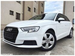 Alb Utilizat 2019 Audi A3 Sportback Design Hatchback | 15.499 EUR (Preț bun)