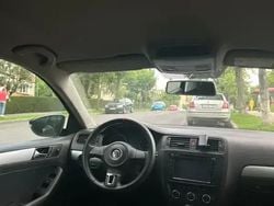 Utilizat 2013 VW Jetta Berlinǎ | 6.000 EUR (Preț OK)