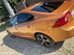 Portocaliu Utilizat 2011 Volvo S60 Momentum Berlinǎ | 7.600 EUR (Preț bun)
