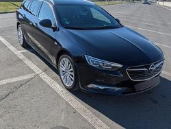 Culoarenegru Utilizat 2018 Opel Insignia Exklusiv Break | 12.500 EUR (Preț bun)