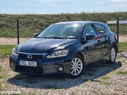 Culoarenegru Utilizat 2012 Lexus CT200h Luxury Line | 9.999 EUR