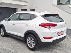 Culoarealb Utilizat 2016 Hyundai Tucson Intro Edition SUV | 10.690 EUR (Preț bun)