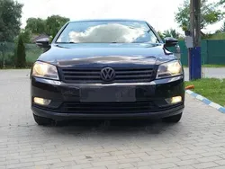 Utilizat 2011 VW Passat Berlinǎ | 5.950 EUR (Preț OK)