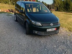 Culoareverde Utilizat 2011 VW Touran Life Monovolum | 4.999 EUR (Preț OK)