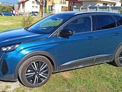 Culoarealbastru Utilizat 2021 Peugeot 3008 GT SUV | 26.620 EUR (Scump)