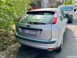 Gri Utilizat 2007 Ford Focus Hatchback | 1.600 EUR (Preț bun)
