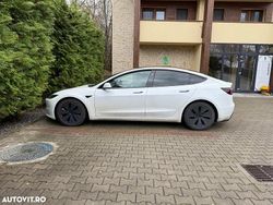Culoarealb Utilizat 2023 Tesla Model 3 Berlinǎ | 40.000 EUR (Scump)