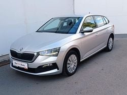 Gri deschis metalic Utilizat 2020 Skoda Scala Ambition Hatchback | 15.900 EUR (Preț OK)