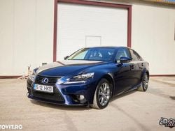 Culoarealbastru Utilizat 2013 Lexus IS300h Luxury Line Berlinǎ | 17.500 EUR