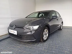Gri mediu normal Utilizat 2021 VW Golf VIII Life Hatchback | 19.400 EUR (Preț bun)