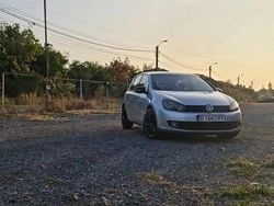Utilizat 2010 VW Golf VI Berlinǎ | 4.500 EUR