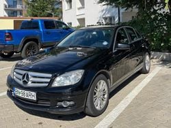 Culoarenegru Utilizat 2010 Mercedes C200 Berlinǎ | 5.350 EUR (Preț OK)