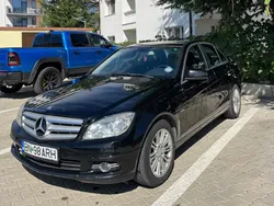 Culoarenegru Utilizat 2010 Mercedes C200 Berlinǎ | 5.350 EUR