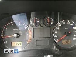 Galben Utilizat 2001 Seat Cordoba Hatchback | 950 EUR