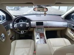 Rosu Utilizat 2011 Jaguar XF Berlinǎ | 6.750 EUR (Puțin scump)