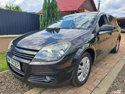 Utilizat 2005 Opel Astra Hatchback | 2.450 EUR (Puțin scump)